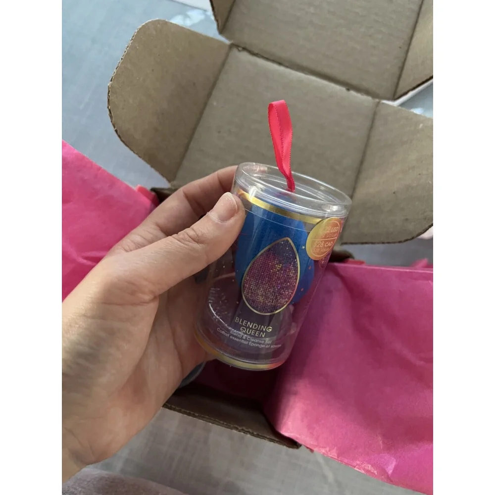 beauty blender BLENDING QUEEN Blend & Cleanse Set